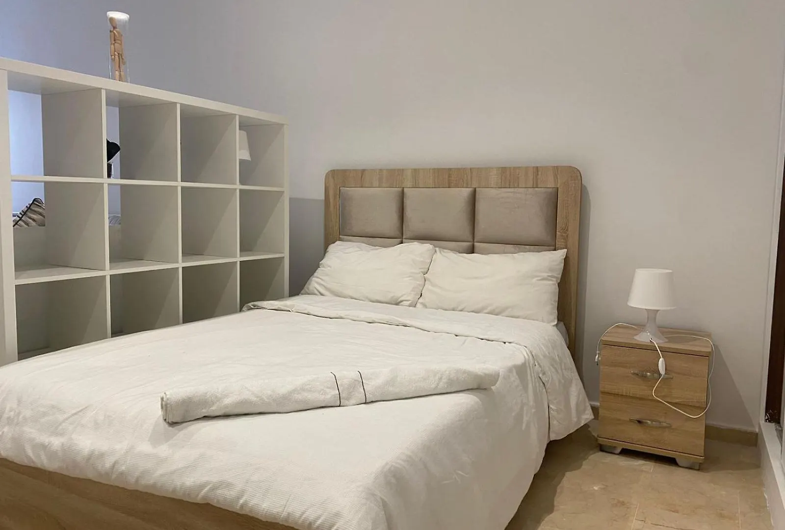 Apartment Quiet Top-Floor Studio By Med Faculty & Tram Lines Casablanca